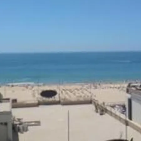 Apartamento Na 1.o Linha Da Da Rocha Apartamento *