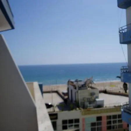 شقة Apartamento Na 1.o Linha Da Da Rocha